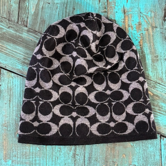 Coach Reversible Beanie Toque Winter - Picture 2 of 7